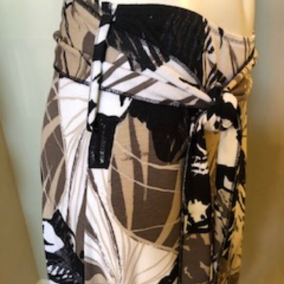 MARZ Impression Viscose Blend A-Line Pattern Skirt w Belt White Tan Black Sz 40 - Picture 5 of 6
